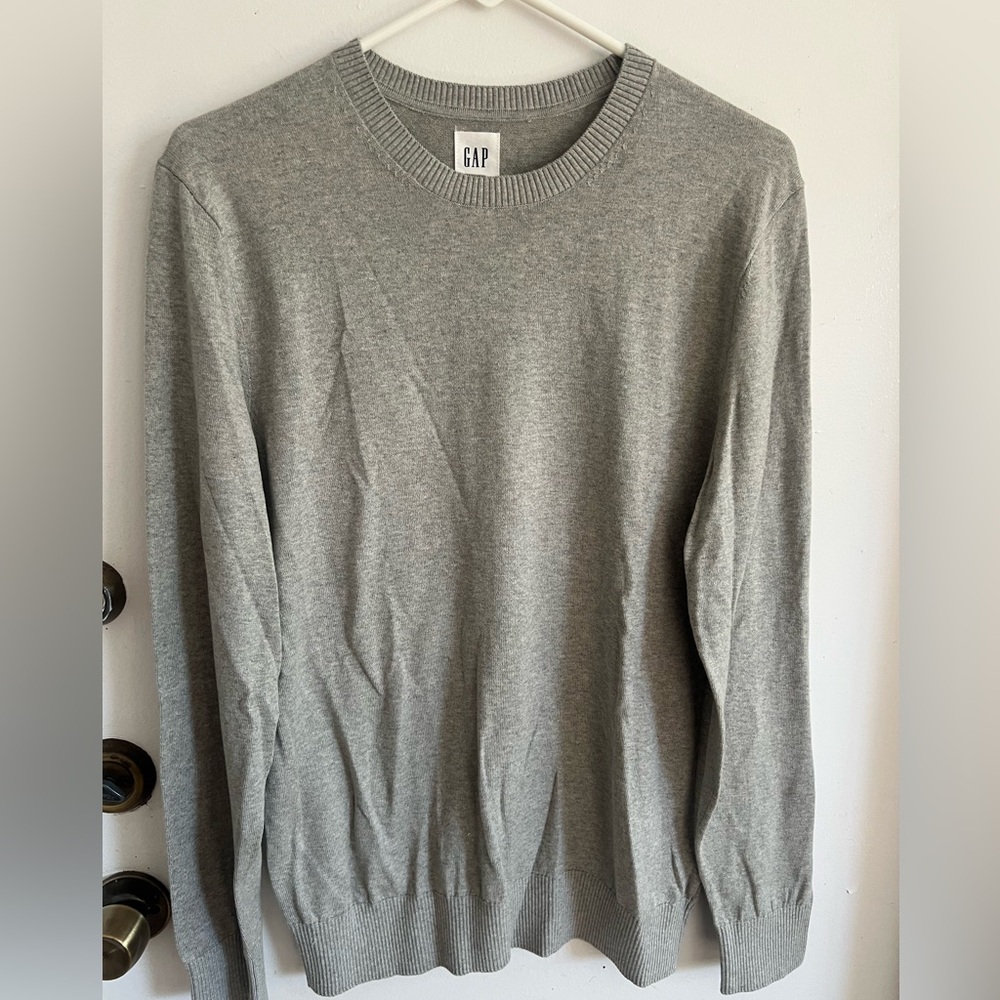 GAP Men's Gray Crewneck Sweater